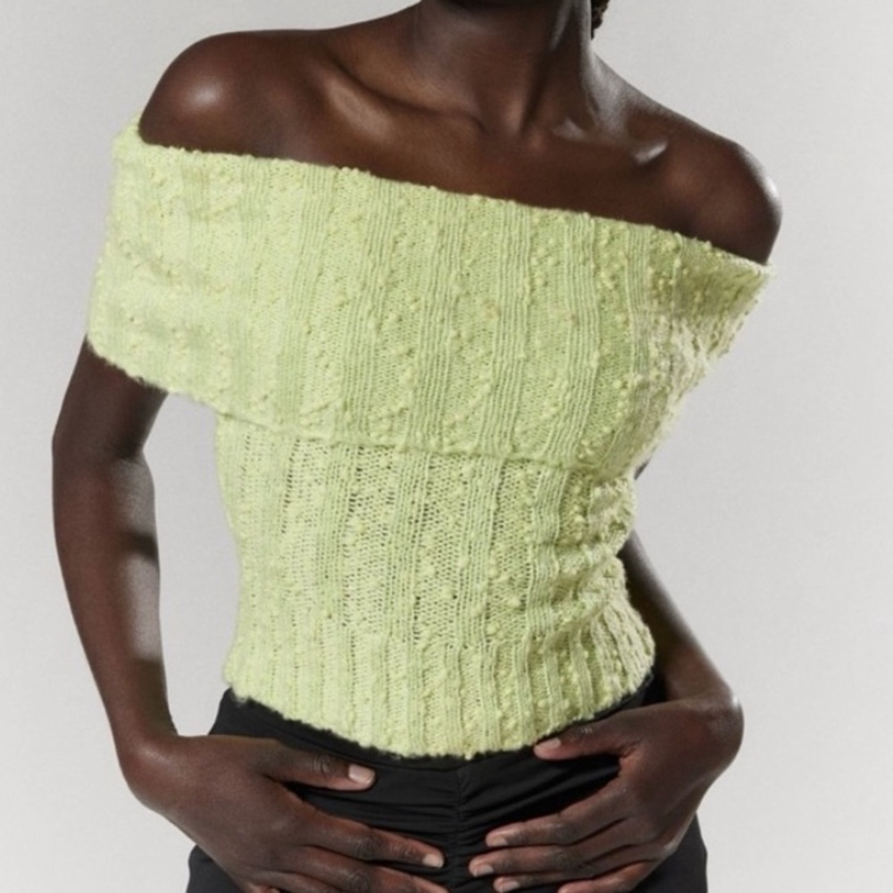 🟤NWT SILENCE + NOISE Starlett Textured Foldover Sweater in Lime LG